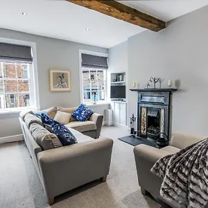 Apartment Comfy Dales Base On Market Place Of Historic Market Town, Richmond (North Yorkshire)